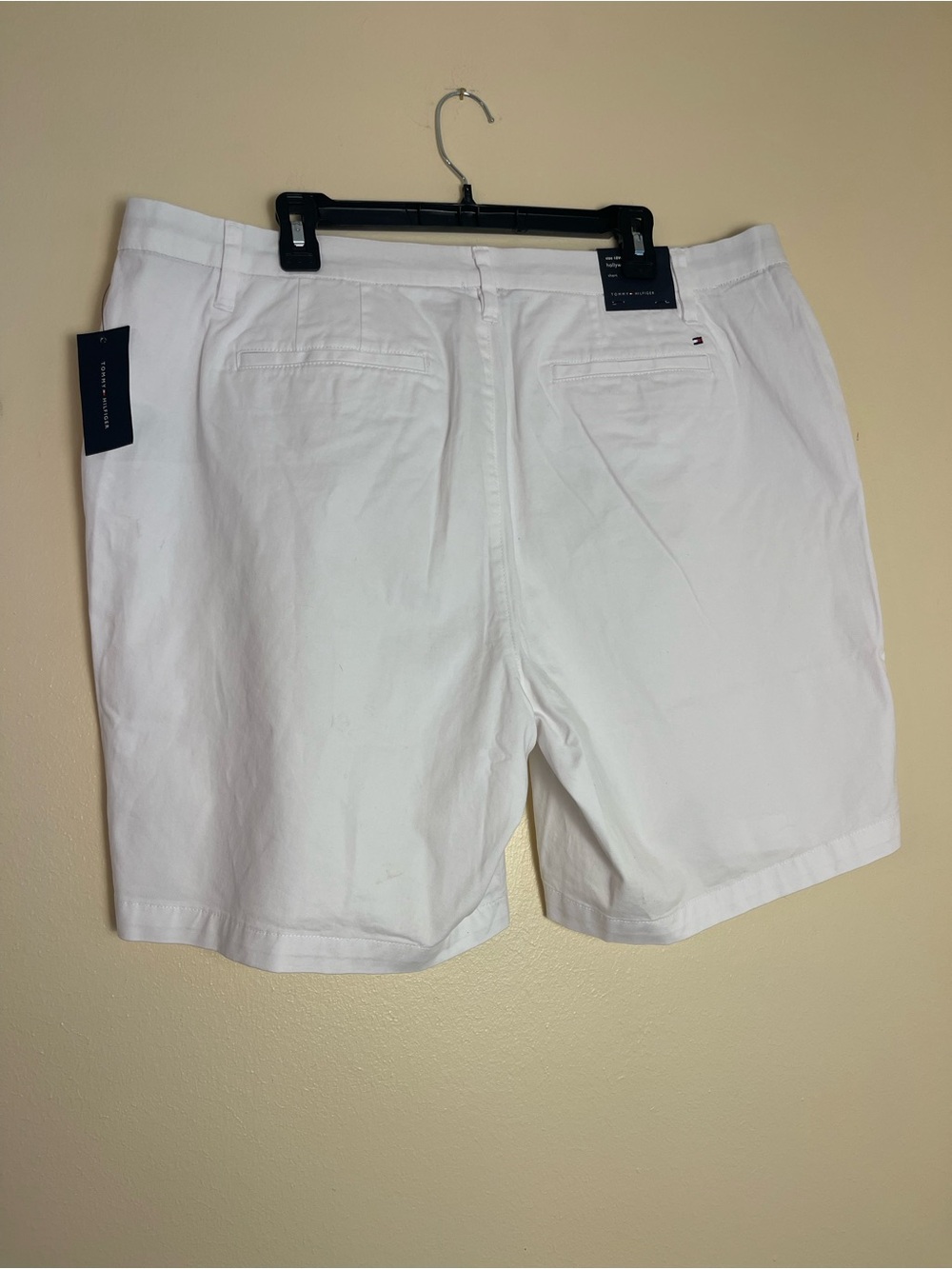 Tommy Hilfiger White Bermuda Shorts NWT Size 18W Coastal Preppy Summer Classic - Picture 10 of 13